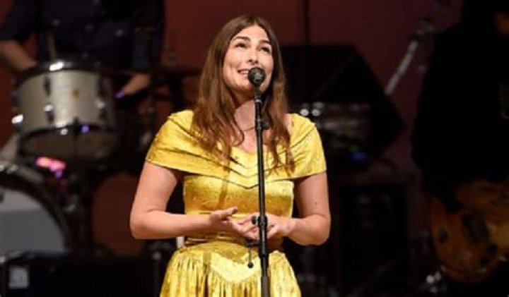 Jade Castrinos Net Worth, Bio, Wiki, Height, Weight, Facts, Songs