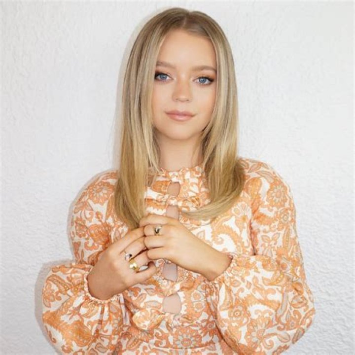 Jade Pettyjohn Social Media Images 03242020 RitzyStar