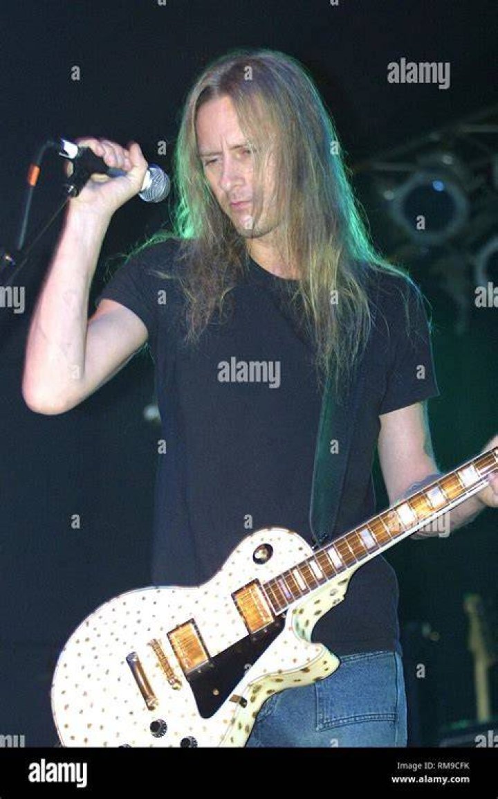 Jerry Cantrell's Kids A Glimpse Into Family Life Of The Legendary Musician