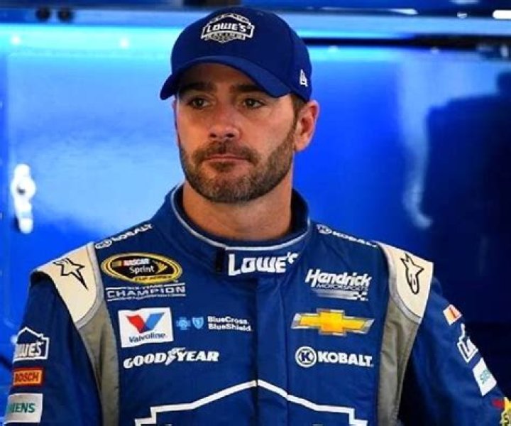 Jimmie Johnson Biography Facts, Childhood, Family Life & Achievements