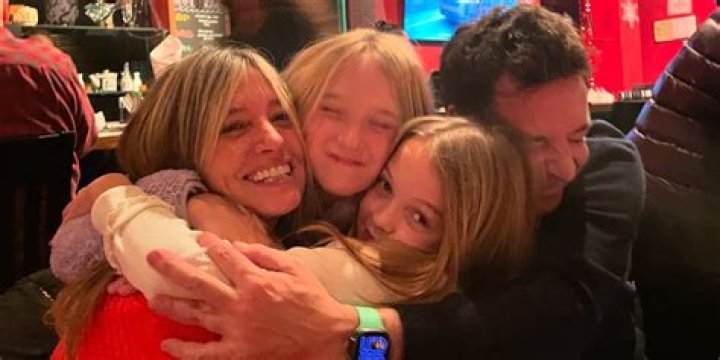 Jimmy Buffett&rsquo;s Family Is Better Than a &lsquo;Cheeseburger in Paradise