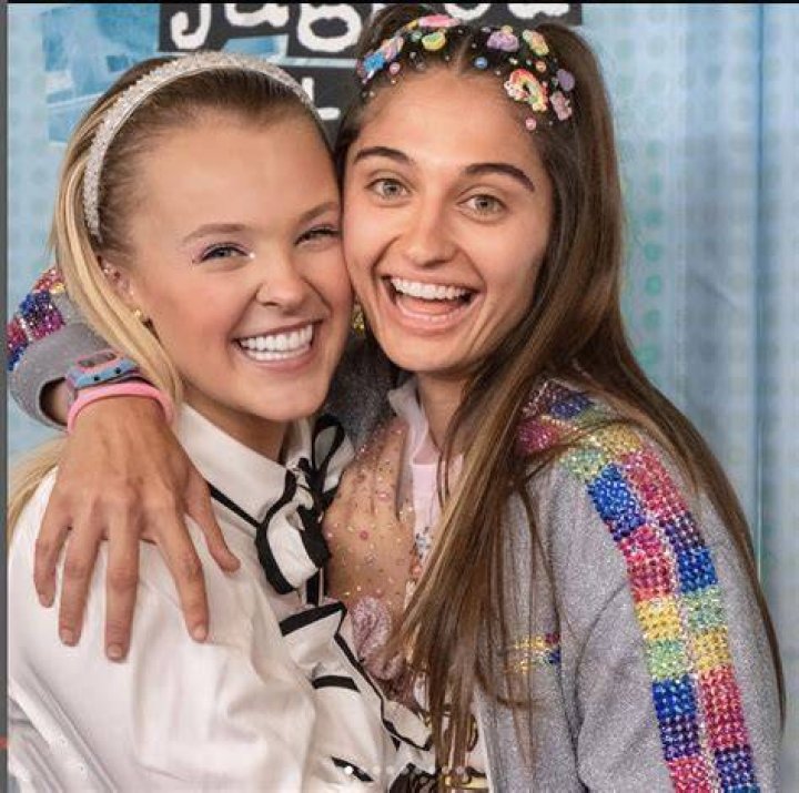 JoJo Siwa Shades Avery Cyrus for Using Her After Breakup &lsquo;There Was