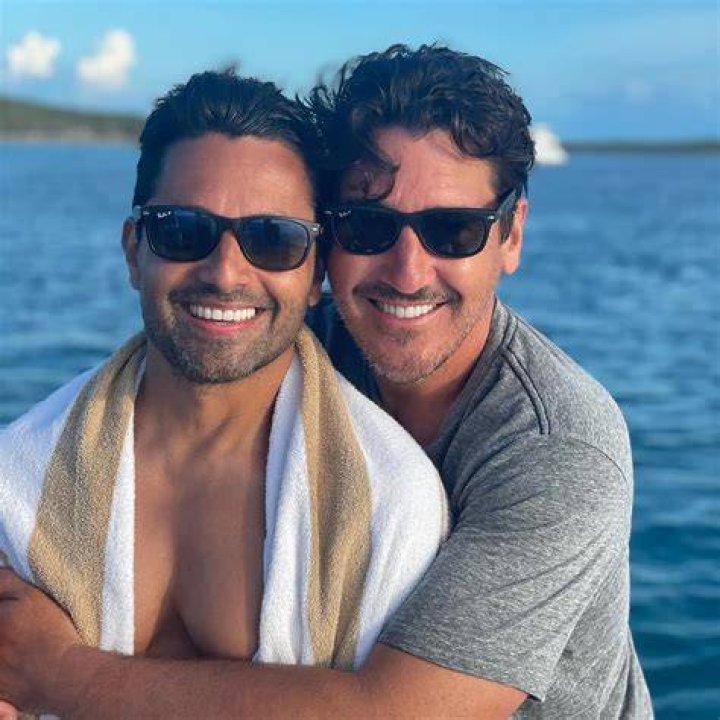 Jonathan Knight SameSex Relationship With Husband Harley Rodriguez