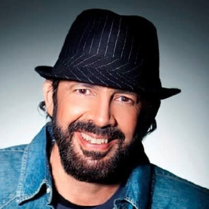 Juan Luis Guerra Bio, Career, Married, Net Worth, Height, Facts