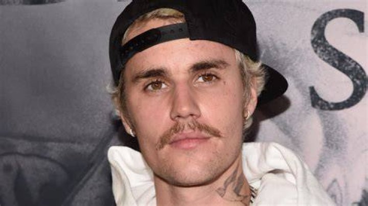Justin Bieber Opens Up About Struggles With Fame in Lengthy Post Complex