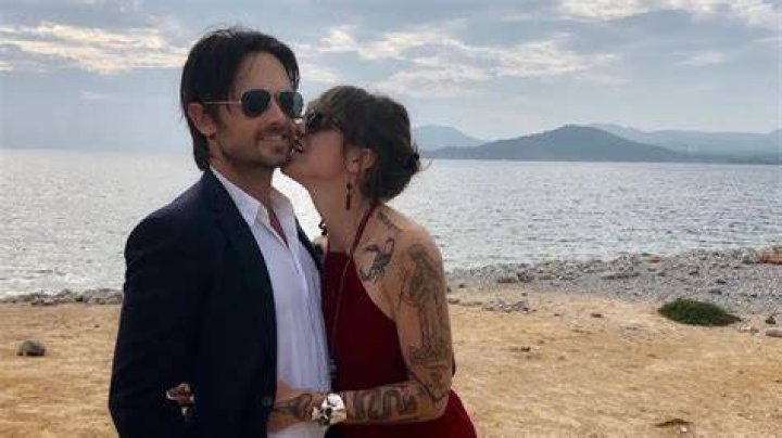 Justin Chatwin Girlfriend Another Life Actor Is Living A Nomadic Life