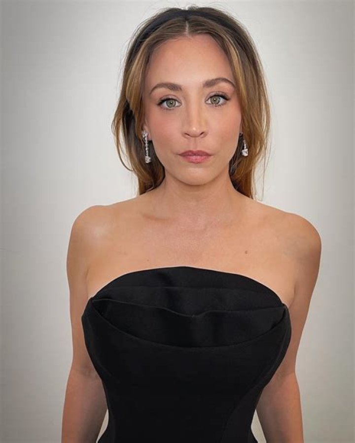 Kaley Cuoco ('The Big Bang Theory') parle du d&eacute;vouement de son p&egrave;re sur