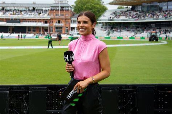 Kenzie Benali and Nubaid Haroon confirmed as 2022 presenters