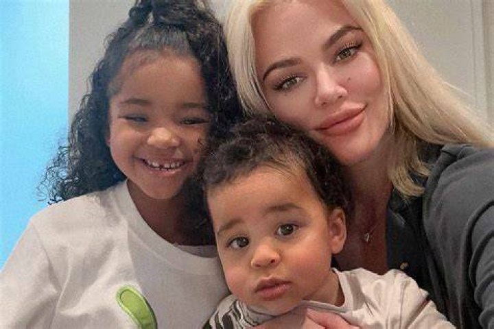 Khloe Kardashian's Dating History Over the Years Photos