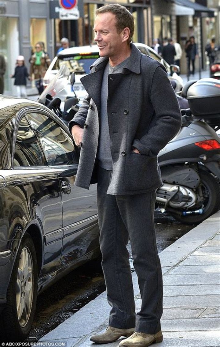 Kiefer Sutherland spotted strolling through the streets of Paris with