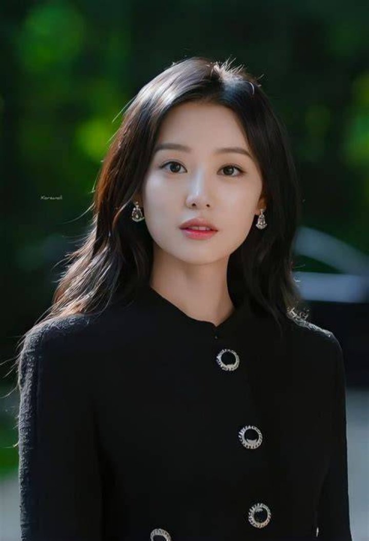 Kim Jiwon Purchased a 6.3 Billion Won Building? Agency, &ldquo;It&rsquo;s