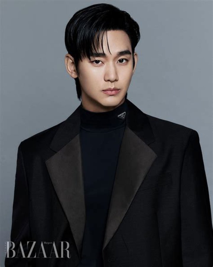 Kim Soo Hyun To Appear In "I'm Psycho But It's OK" + Shares Info About