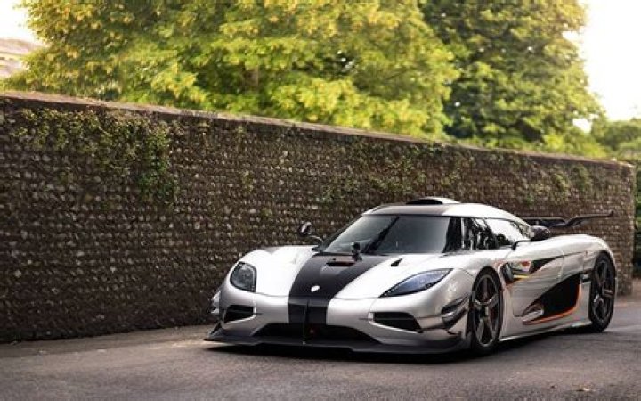 Koenigsegg One1 Supercar Comes With Cloud Connectivity And Custom App