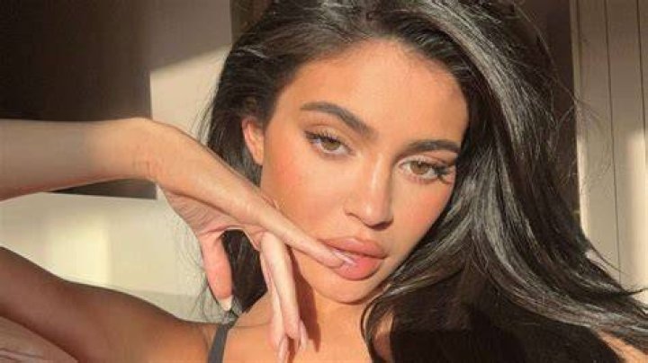 Kylie Jenners Bra Size
