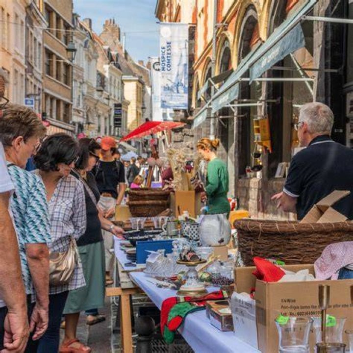 La braderie Braderie Max Chaoul