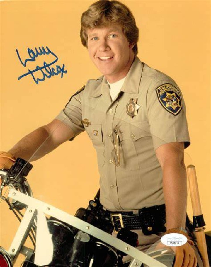 Larry Wilcox Signed 8x10 Photo CHiPs TV SERIES RARE!!! 9 eBay