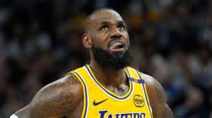 LeBron James Says He Wouldn&rsquo;t Be Where He Is Today Without His Wife