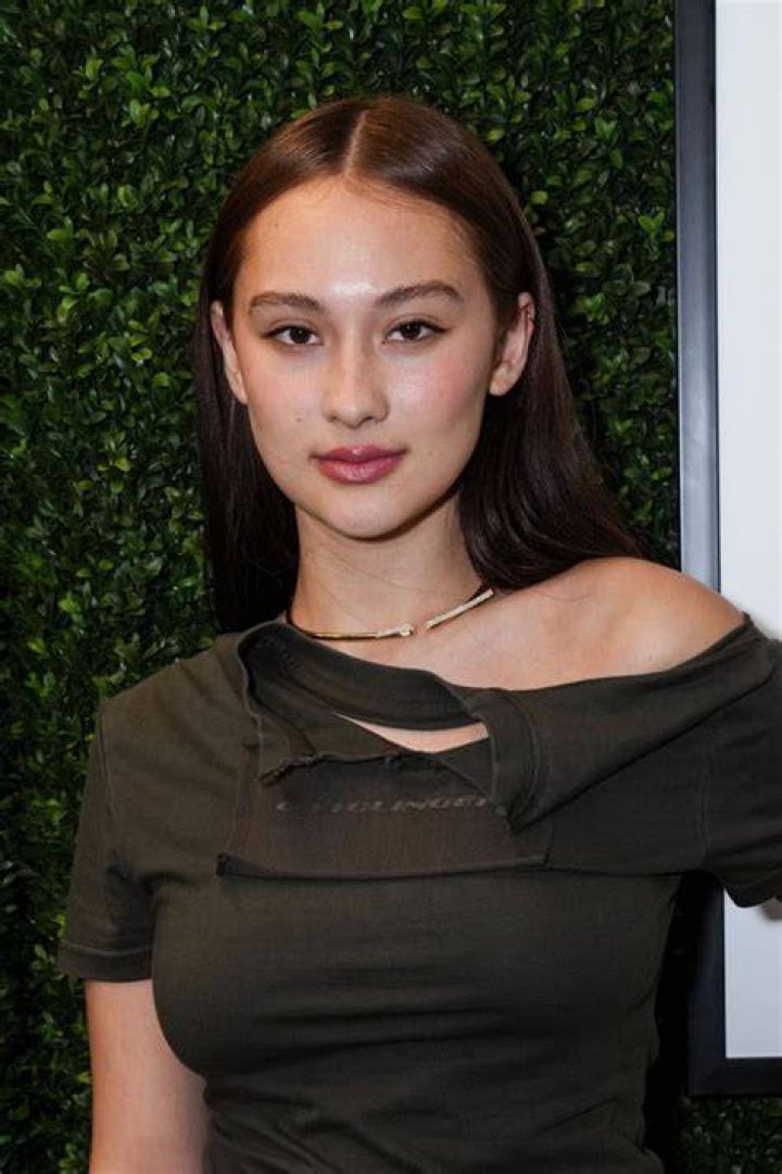 Lola Tung is a singer as well as an actress Lola Tung 11 facts about