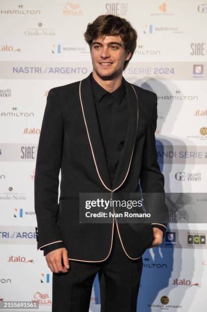 Lorenzo Zurzolo [2024 Update] Birthday, Net Worth & Dating Players Bio
