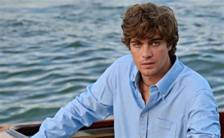 Lorenzo Zurzolo &laquo;Siamo mille sfumature&raquo; Vanity Fair Italia