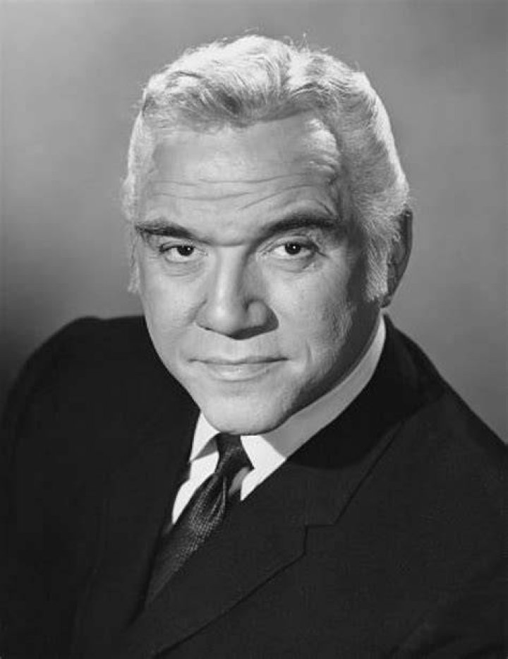 Lorne Greene Bio, Family, Education, Wife, Death, Net Worth