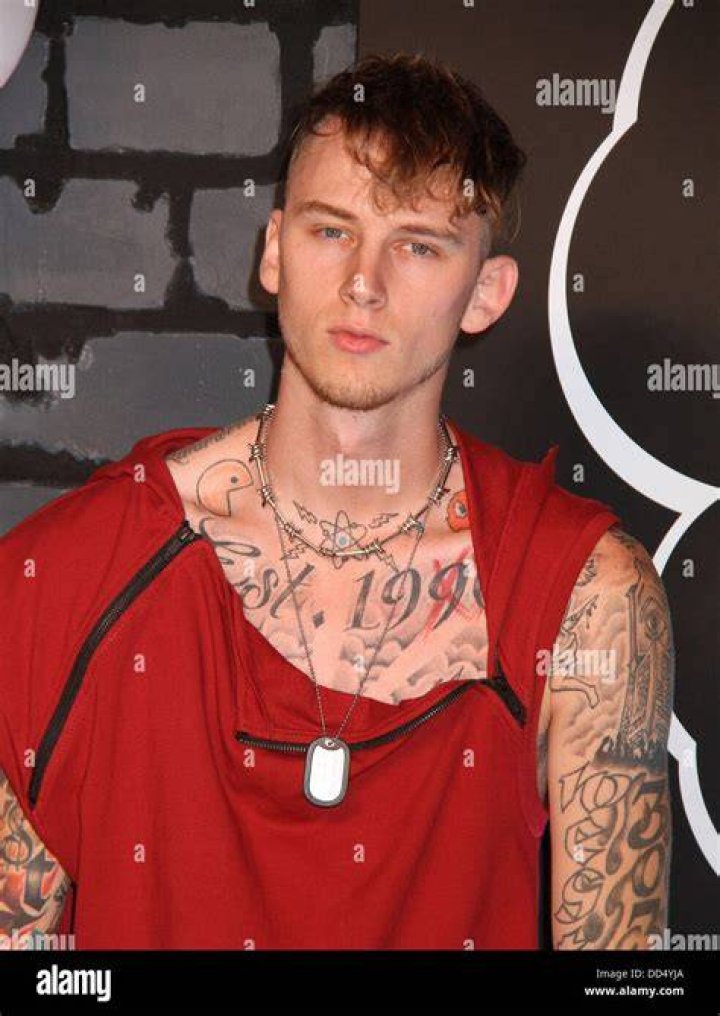 Machine Gun Kelly Rapper Father Hot Sex Picture