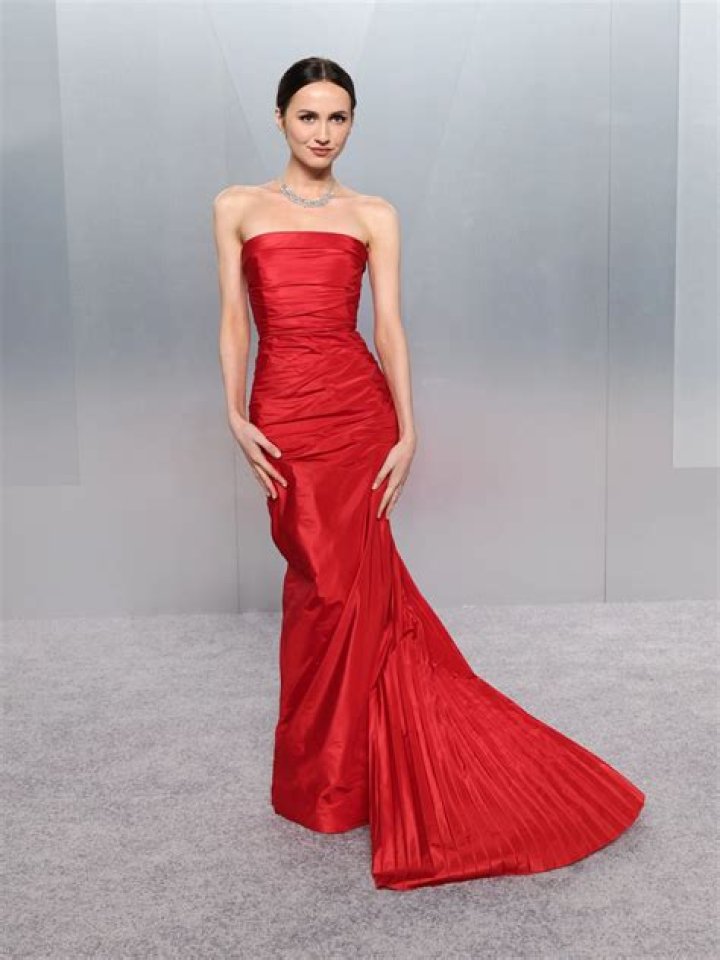 MAUDE APATOW at Vanity Fair Oscar Party in Beverly Hills 02/24/2019