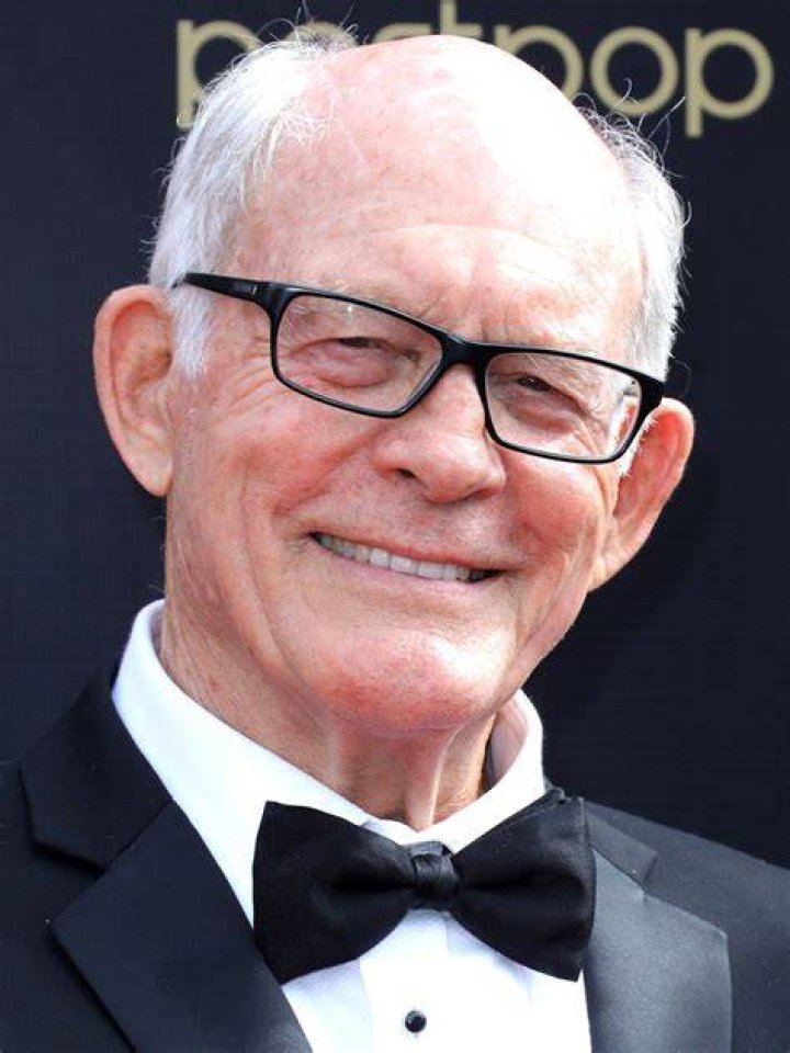 Max Gail Personal Life, Career & Net Worth 2024 2023 Net Worth