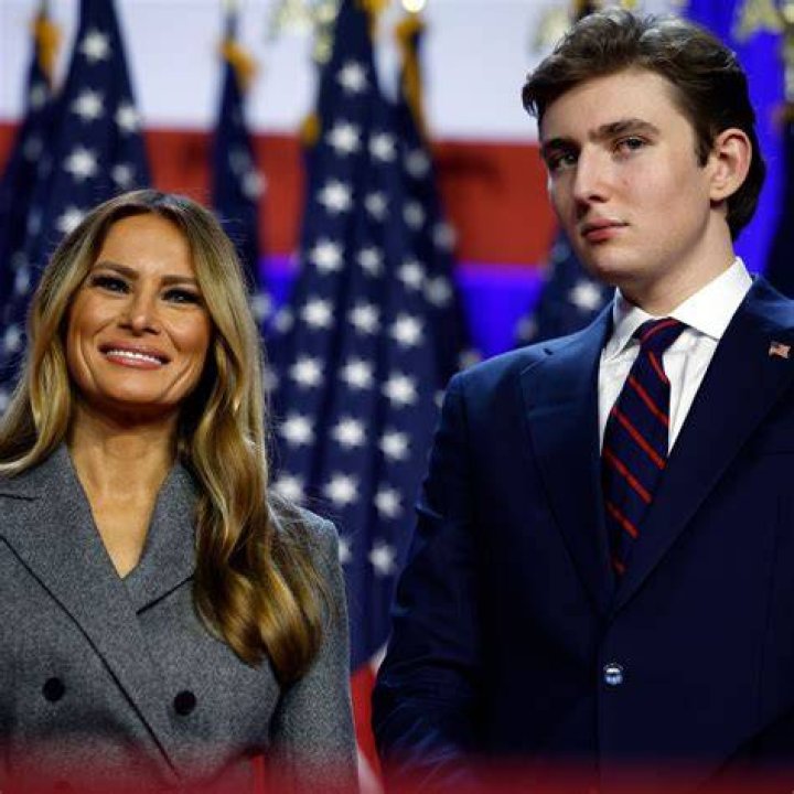 Melania and Barron Trump Won&rsquo;t Immediately Move to White House The