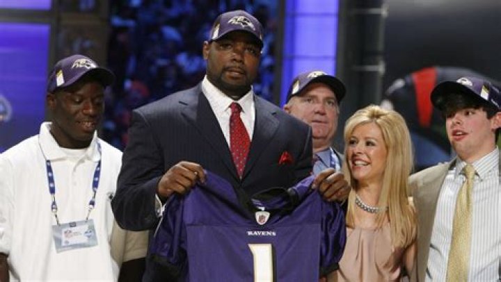 Michael Oher 'Adoptive' Parents Net Worth Earnings From Blind Side