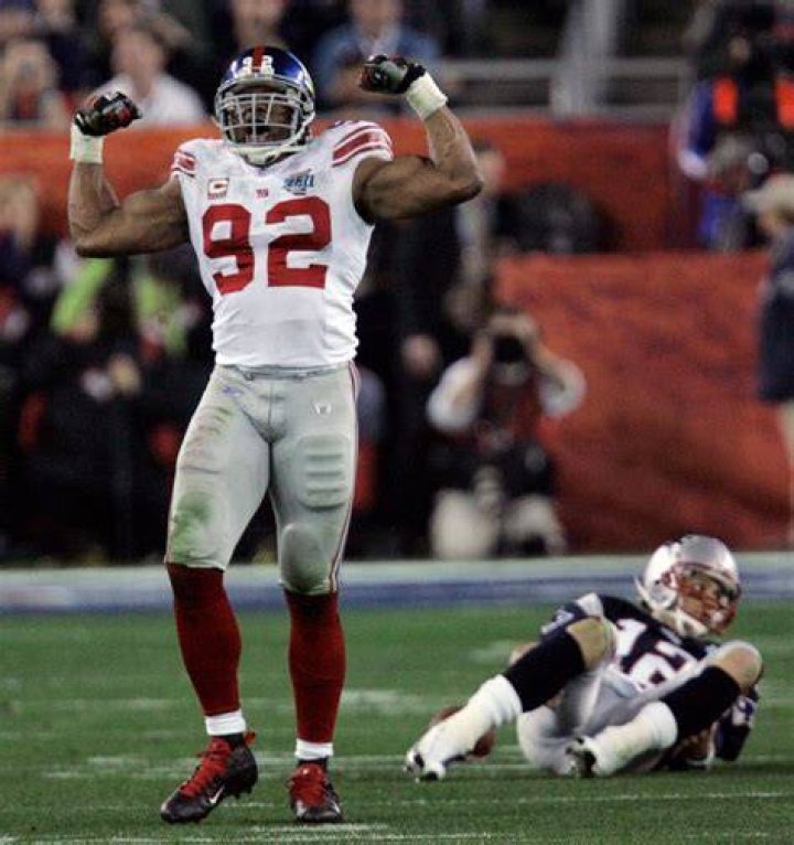 Michael Strahan's exwife arrested for violating her exgirlfriend's
