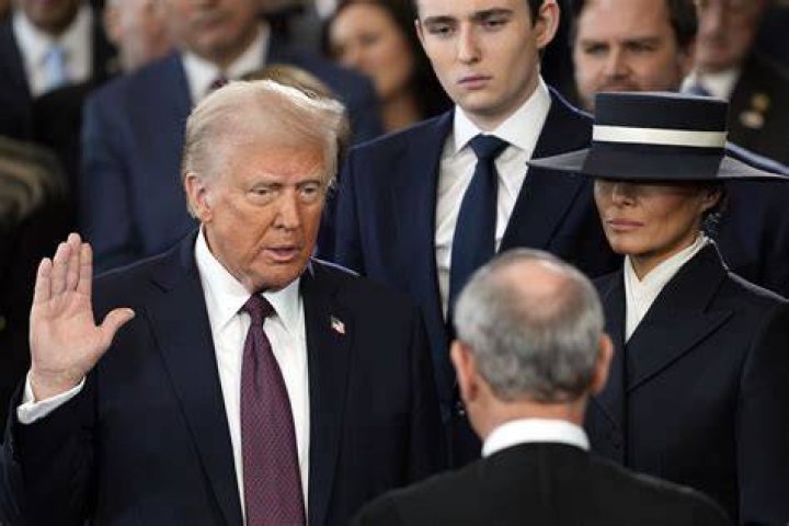 Mit 15 schon 2,04 Meter Sohn Barron selbst ein TrumpTower Politik