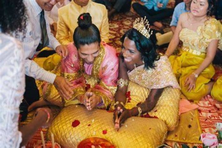Multicultural Cambodian Wedding by Erika Layne Photography Perfete