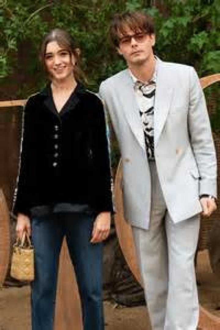 NATALIA DYER and Charlie Heaton Out for Lunch in New York 09/01/2019