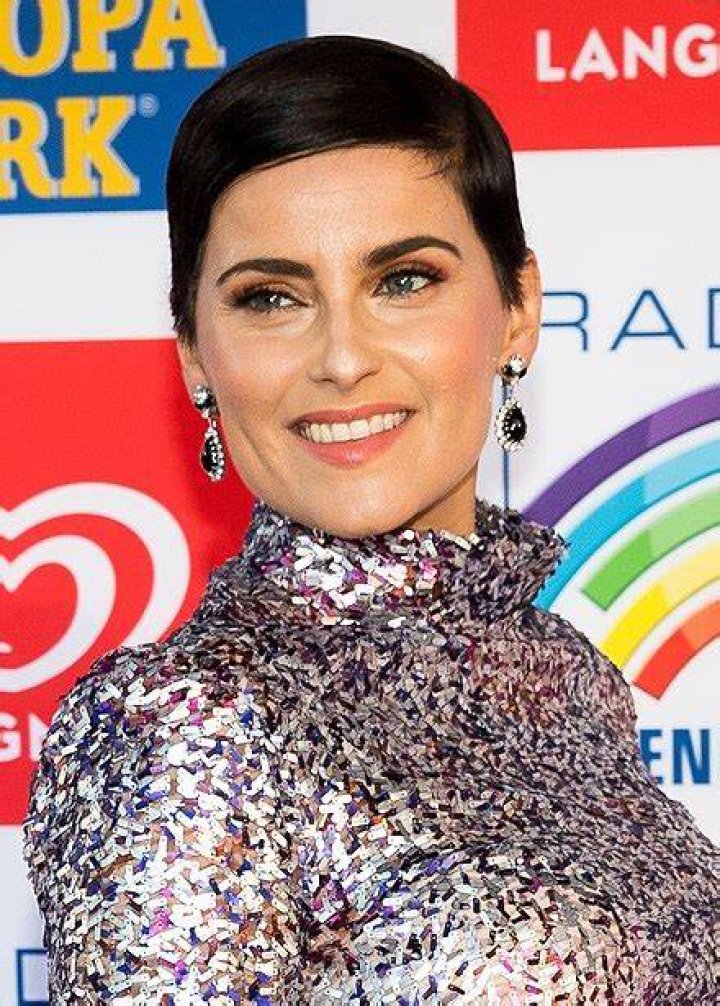 Nelly Furtado Ethnic Background, Wikipedia, Skims, Weight Loss, Real