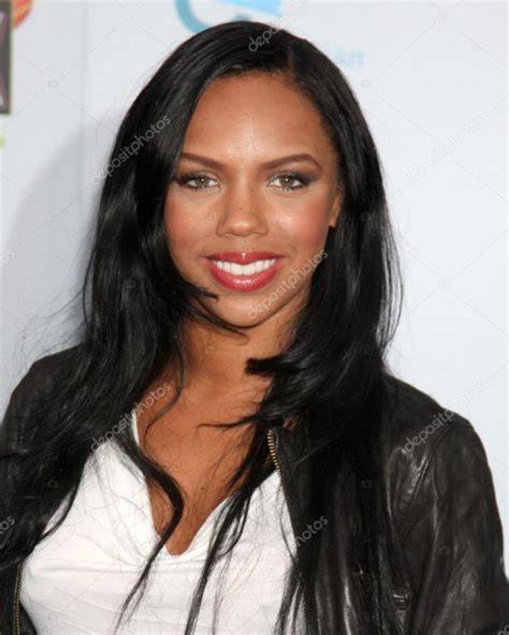 News Photo Kiely Williams of 3LW during MTV's "TRL" Tour 2000s