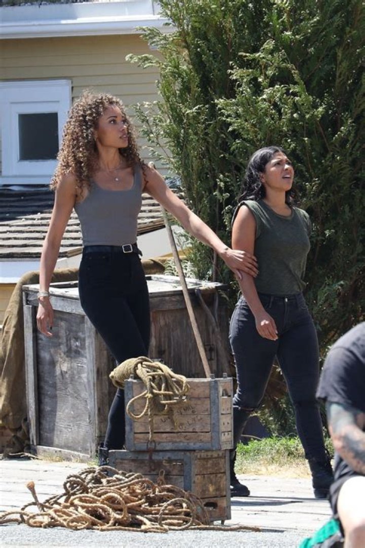 OLIVIA SWANN and LISSETH CHAVEZ on the Set of Legends of Tomorrow in