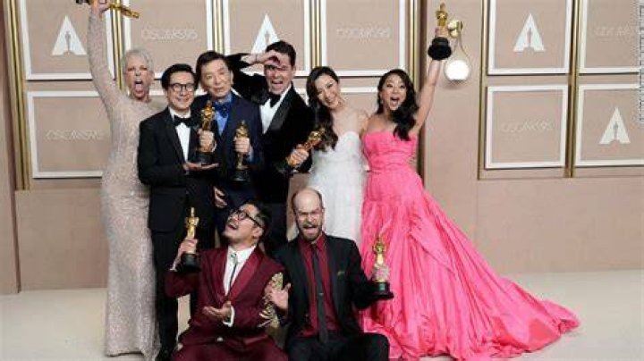 Oscars 2022 Why ‘The Power of the Dog’ Star Jesse Plemons Looks So