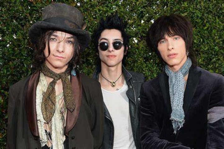 Palaye Royale Emerson Girlfriend Those Two Are So Cute Together