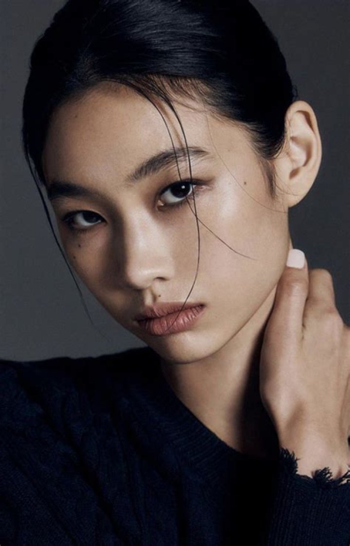 Photo of fashion model HoYeon Jung ID 567664 Models The FMD