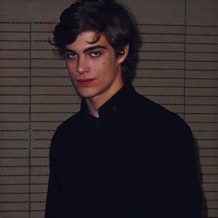 Picture of Lorenzo Zurzolo