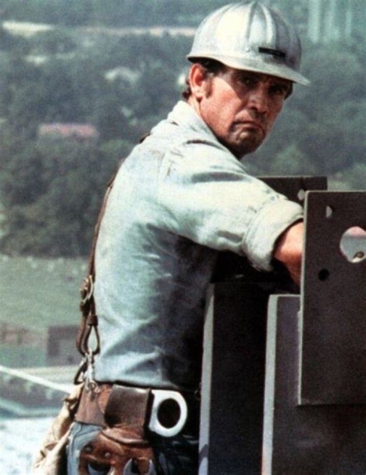 Pin by Vickie N on Lee Majors Lee majors, Handsome older men, Handsome