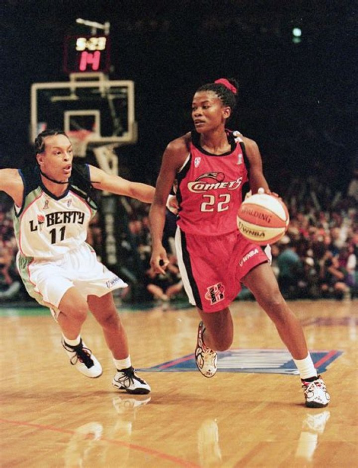 Q&A With Sheryl Swoopes AT&T 5G Game View, Future Of WNBA, Dawn Staley
