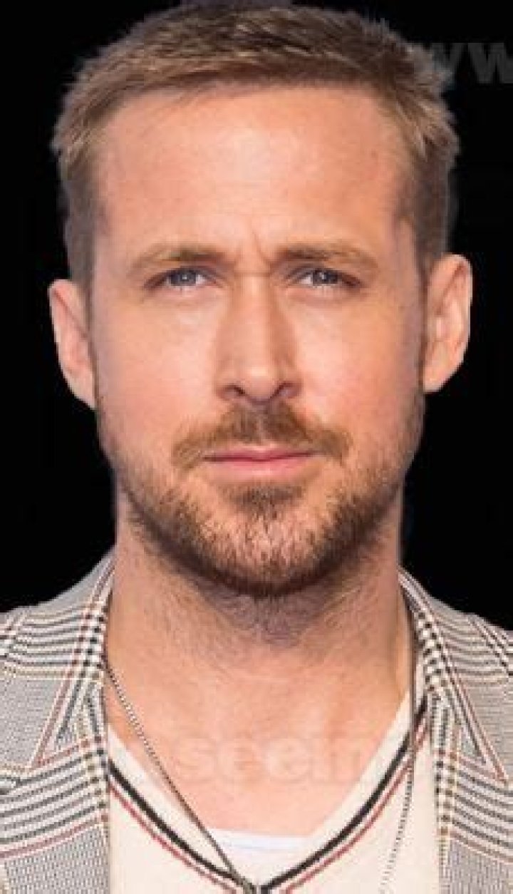 Ryan Gosling Bio, family, net woth