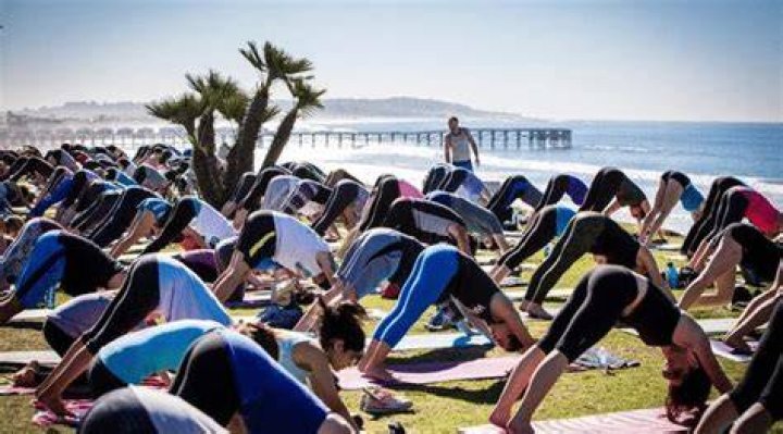 San Diego Oceanfront Yoga (San Diego, CA) San diego travel, Moving to