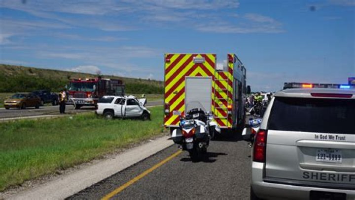 SAPD Officials Continue to Investigate Today's Deadly Crash
