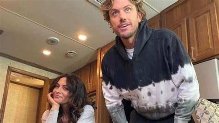 Sarah Shahi Feels Lucky While Working With Bf Adam 'I