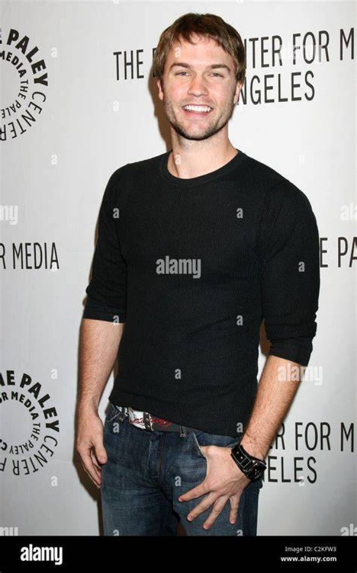Scott Porter at arrivals for CBS, The CW and Showtime Summer 2011 TCA