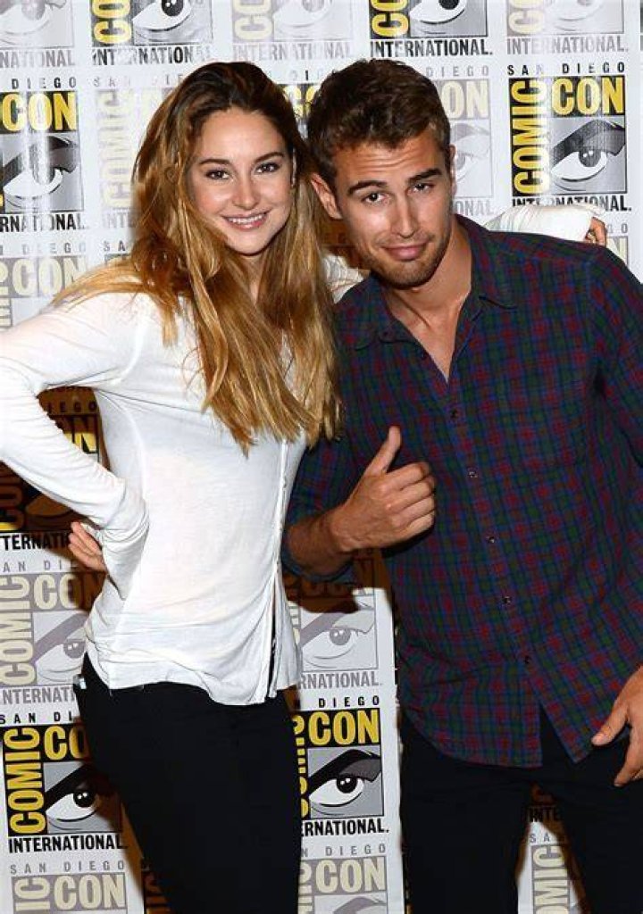 Shailene Woodley and Theo James' Chemistry Made 'Divergent' Author Fan