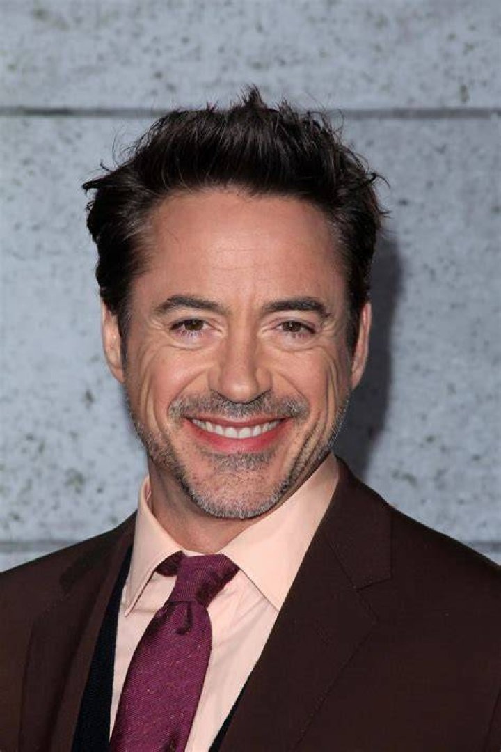 Short Men Style Robert Downey Jr. Height 5'8"